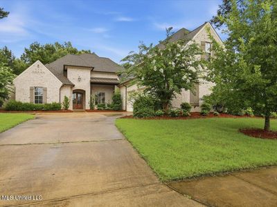 224 S Woodcreek Rd