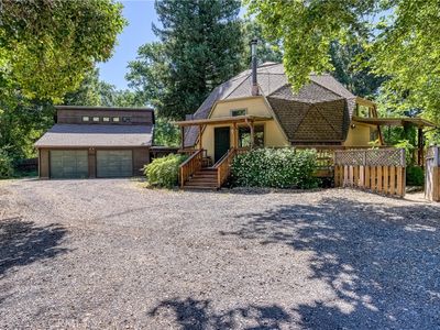 8201 W Side Potter Valley Rd