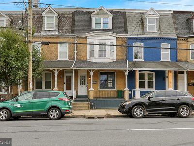 674 Columbia Ave
