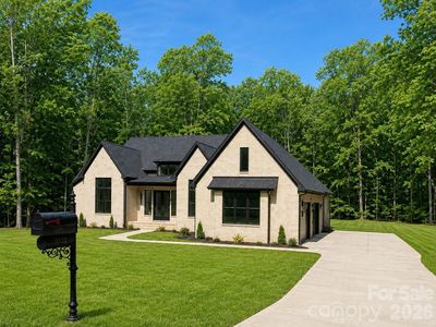 5922 Ravine Dr