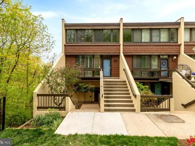 2328 S Quincy St #2