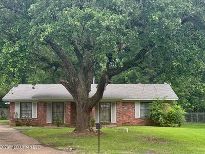 352 Catalina Cir