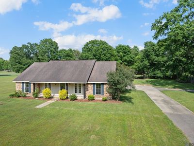 22920 Elberta Ln