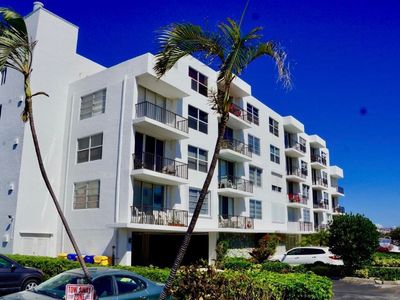 301 Croton Avenue #407