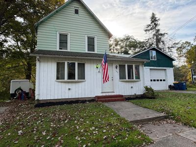 107 N Main St