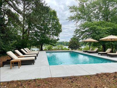 3000 Voyager Ct