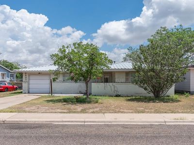2800 N Century Ave