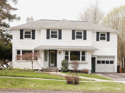 326 Scott Ave