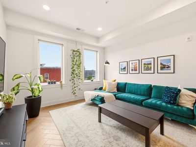 838 Varnum St NW #11