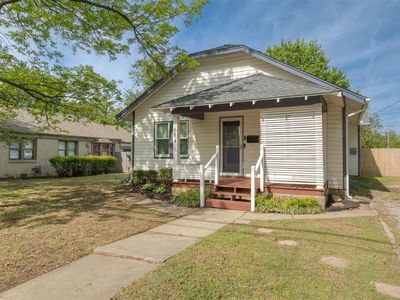 614 N University Blvd