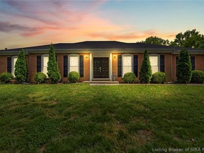 1802 Creekside Drive