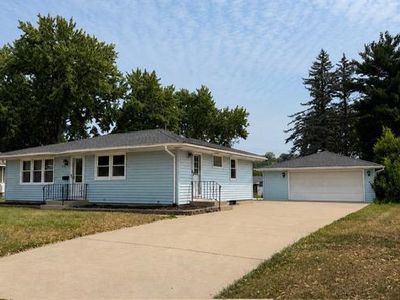 1148 Aurora Ave
