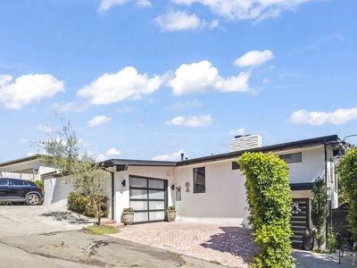6335 Grape Pl