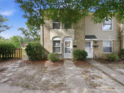 1529 Darren Cir