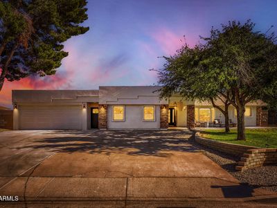 4111 W PARADISE Lane