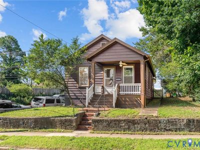 3401 Rosewood Ave