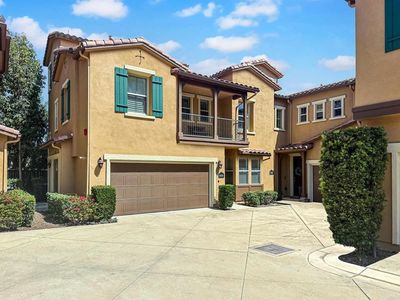 8405 Christopher Ridge Ter