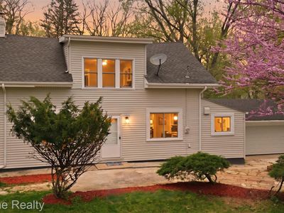 21266 W Nine Mile Rd