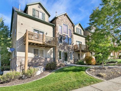 3521 N Fox Run Dr E APT 803