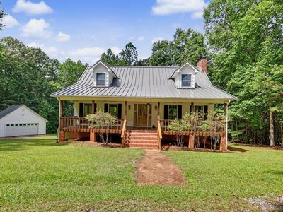 93 Lori Ln