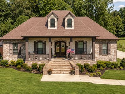 145 Bloomsbury Dr