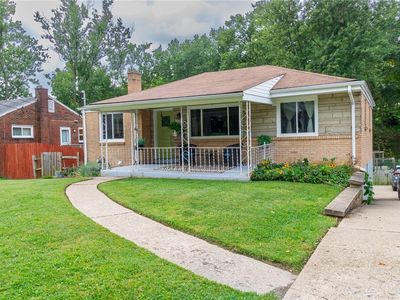 1112 Logan Rd