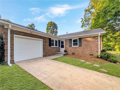 307 Foxcroft Dr