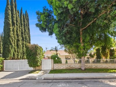 13230 Curtis And King Rd