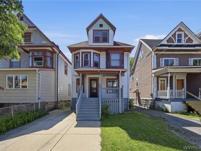 39 Kamper Ave