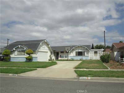 3043 W Teranimar Dr