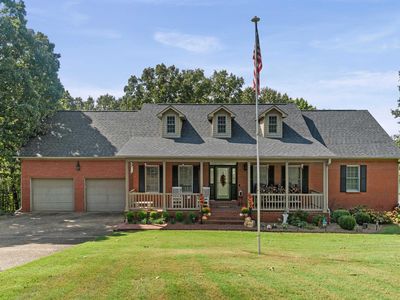 11 Lakeview Ln