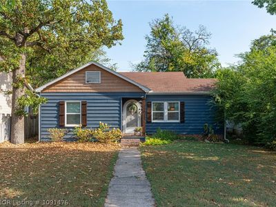 2205 S V St