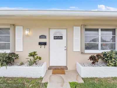 4904 NW 53rd St