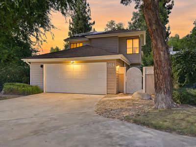 1624 E Castleview Drive