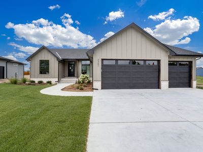 3347 S Linden Ct