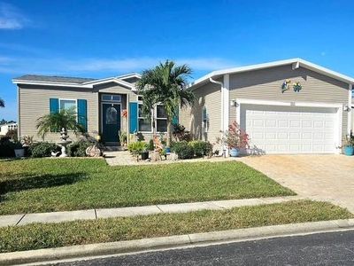 3925 Manatee Club Dr