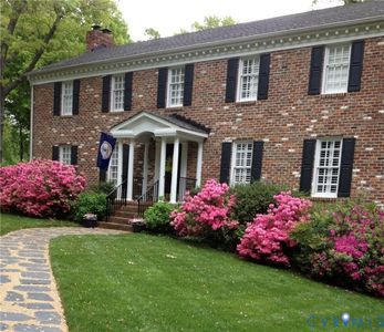17 Charnwood Rd