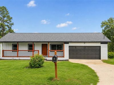 4104 Emerald Lake Dr