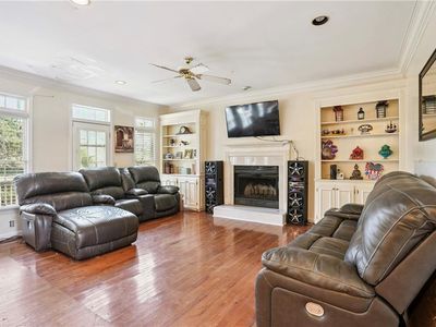 6868 Wynbrooke Cv