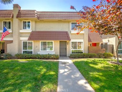 6909 Andrew Way