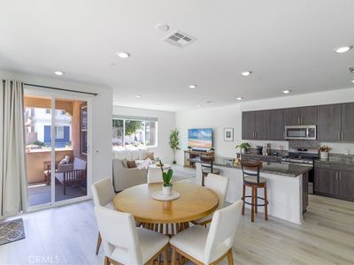 Property at 15188 Horizon St, Fontana, CA