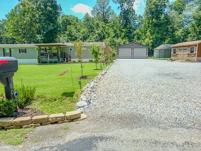 380 Upchurch Dr