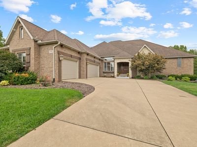 846 White Diamond Court