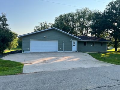 2689-2688 Oak Loop NW