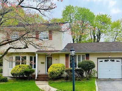 4 Somerset Dr