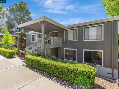 2900 Tice Creek Dr APT 8