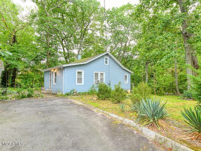 735 S Riverside Drive