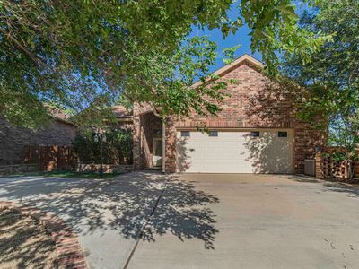 33 W Lakeshore Dr