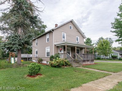 821 Dearborn St