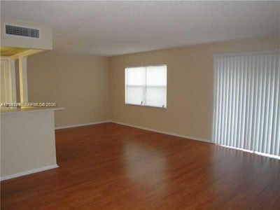 18111 NW 68th Ave APT I208